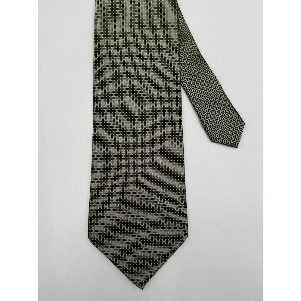 Tongue Tied Silk NY Necktie Tie Mens Geometric Tom McLellon 58